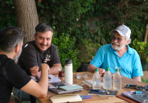 Feyyaz Yiğit ve Haluk Bilginer'in başrolünde yer aldığı filmden afiş yayınlandı