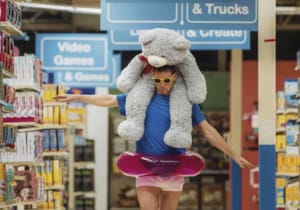 Channing Tatum ve Kirsten Dunst'lı Çatıda Biri Var filminden Türkçe fragman yayınlandı