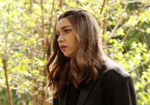 Afra Saraçoğlu, A.B.İ. dizisine veda ediyor.