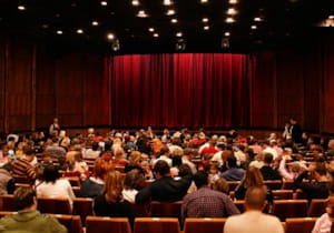 Öğrenci bileti sinema salonları için yeni seyirci kazanmanın anahtarlarından biri olabilir
