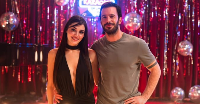 Hande Erçel ve Barış Arduç televizyon dizisinde başrolü paylaşacak