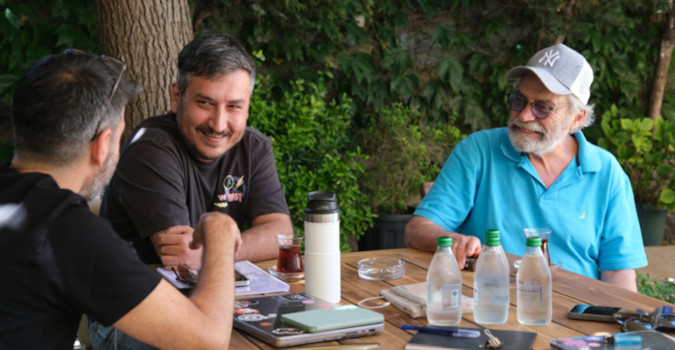 Feyyaz Yiğit ve Haluk Bilginer'in başrolünde yer aldığı filmden afiş yayınlandı