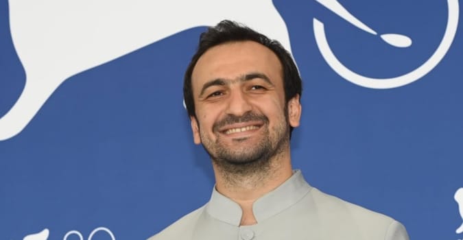 Netflix, Selman Nacar'ın yeni dizisi Palas Pandıras'ı resmen duyurdu