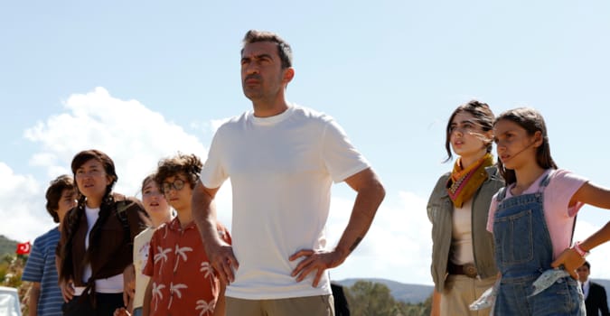 1,36 milyon seyircinin salonlardaki yerini aldığı sömestrın ilk haftasında Efes'in Sırrı zirvede yer aldı