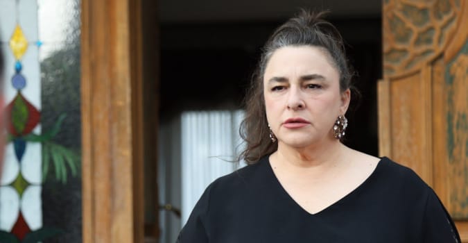 Kızılcık Şerbeti dizisinin senaristlerinden yeni dizi Anne Yarası geliyor