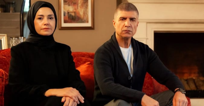 Kızıl Goncalar'ın senarist ve yönetmeninden dönem dizisi Şapkacı Kadınlar geliyor