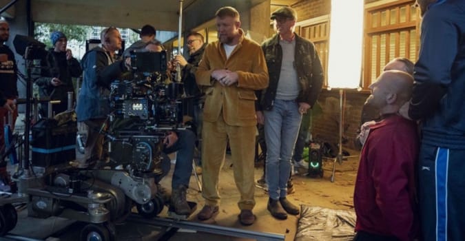 Orlando Bloom ve Elijah Wood, The Gentlemen dizisinin üçüncü sezonunda buluşuyor
