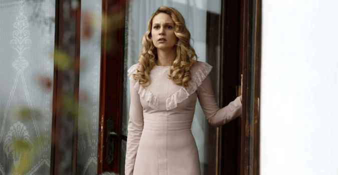 Kürk Mantolu Madonna uyarlamasında Maria Puder rolü için Farah Zeynep Abdullah ile görüşülüyor