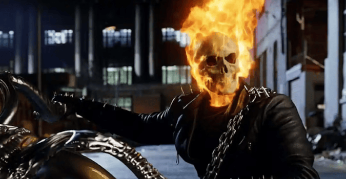 Ryan Gosling'li Ghost Rider filmi için Connor Storrie ile görüşülüyor