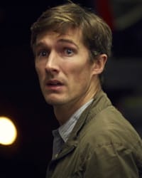 Gwilym Lee'nin fotoğrafı.