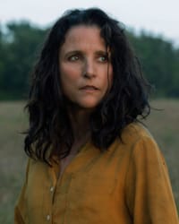 Julia Louis-Dreyfus'un fotoğrafı.