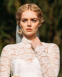 Samara Weaving'in fotoğrafı.