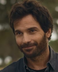 Santiago Cabrera'nın fotoğrafı.