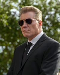 Holt McCallany'ın fotoğrafı.