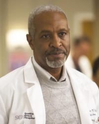 James Pickens Jr.'in fotoğrafı.