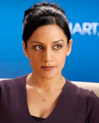 Archie Panjabi'nin fotoğrafı.