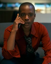 T'Nia Miller'in fotoğrafı.