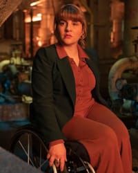 Ruth Madeley'in fotoğrafı.