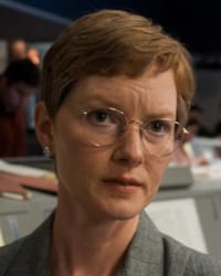 Wrenn Schmidt'in fotoğrafı.