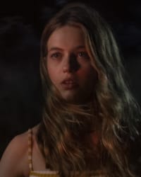 Olivia Scott Welch'in fotoğrafı.