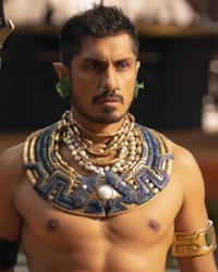 Tenoch Huerta'nın fotoğrafı.