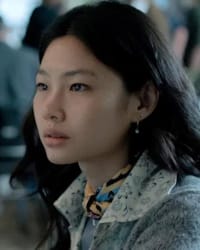 Hoyeon Jung'un fotoğrafı.