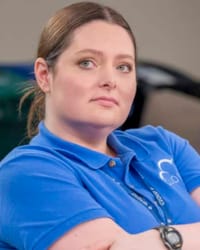 Lauren Ash'ın fotoğrafı.