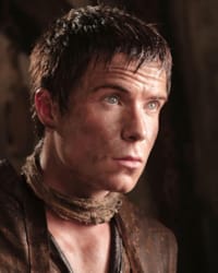 Joe Dempsie'nin fotoğrafı.