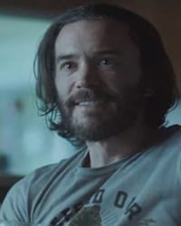 Tom Pelphrey'in fotoğrafı.