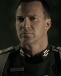 Mike Dopud'un fotoğrafı.