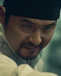 Sung-Jae Lee'nin fotoğrafı.