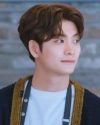 Tae-oh Kang'ın fotoğrafı.