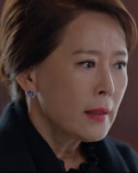 Hwa-yeon Cha'nın fotoğrafı.