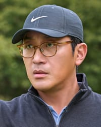Ha Jung-woo'nun fotoğrafı.