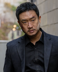 Woo-jin Jo'nun fotoğrafı.