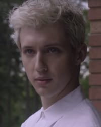 Troye Sivan'ın fotoğrafı.