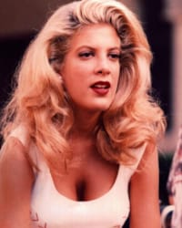 Tori Spelling'in fotoğrafı.