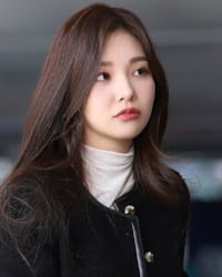 Lee Si-woo'nun fotoğrafı.