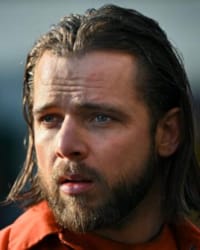 Max Thieriot'un fotoğrafı.