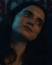 Dylan Gelula'nın fotoğrafı.