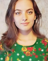 Ava Yaman