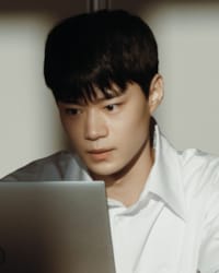 Hyun Woo-Seok'un fotoğrafı.