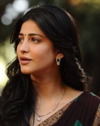 Shruti Haasan