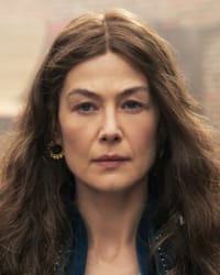 Rosamund Pike