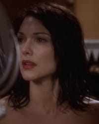 Laura Harring'in fotoğrafı.