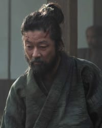 Tadanobu Asano'nun fotoğrafı.