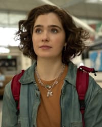 Haley Lu Richardson'un fotoğrafı.