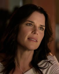 Neve Campbell