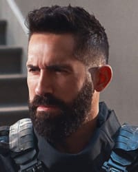 Scott Adkins'in fotoğrafı.