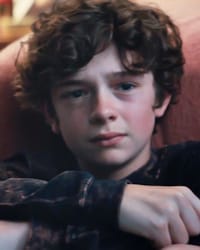 Noah Jupe'nin fotoğrafı.